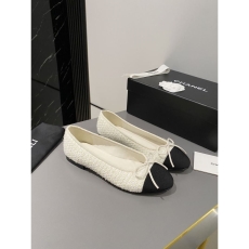 Chanel Flat Shoes